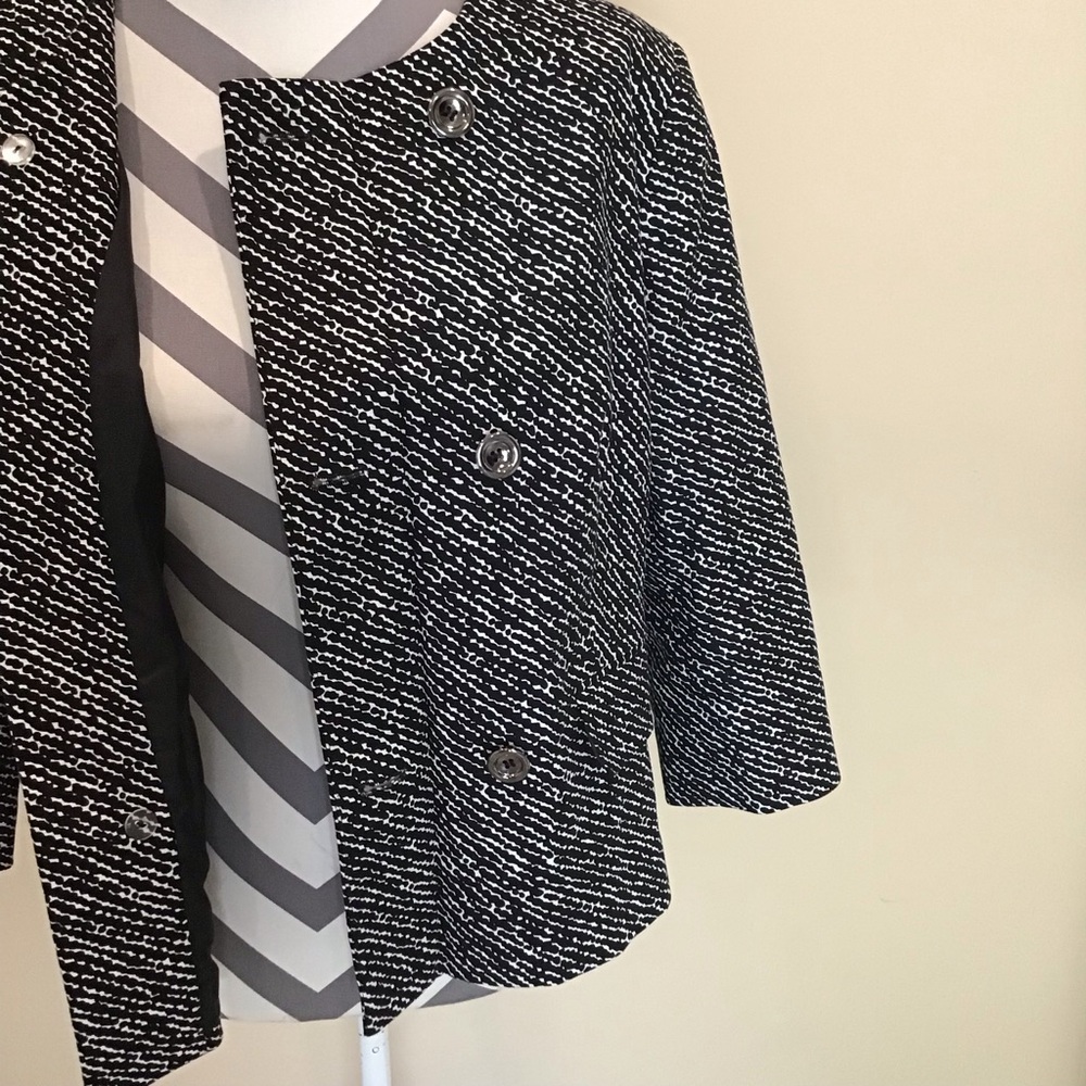 New York & Company Stretch Jacket Blazer - Picture 4 of 16